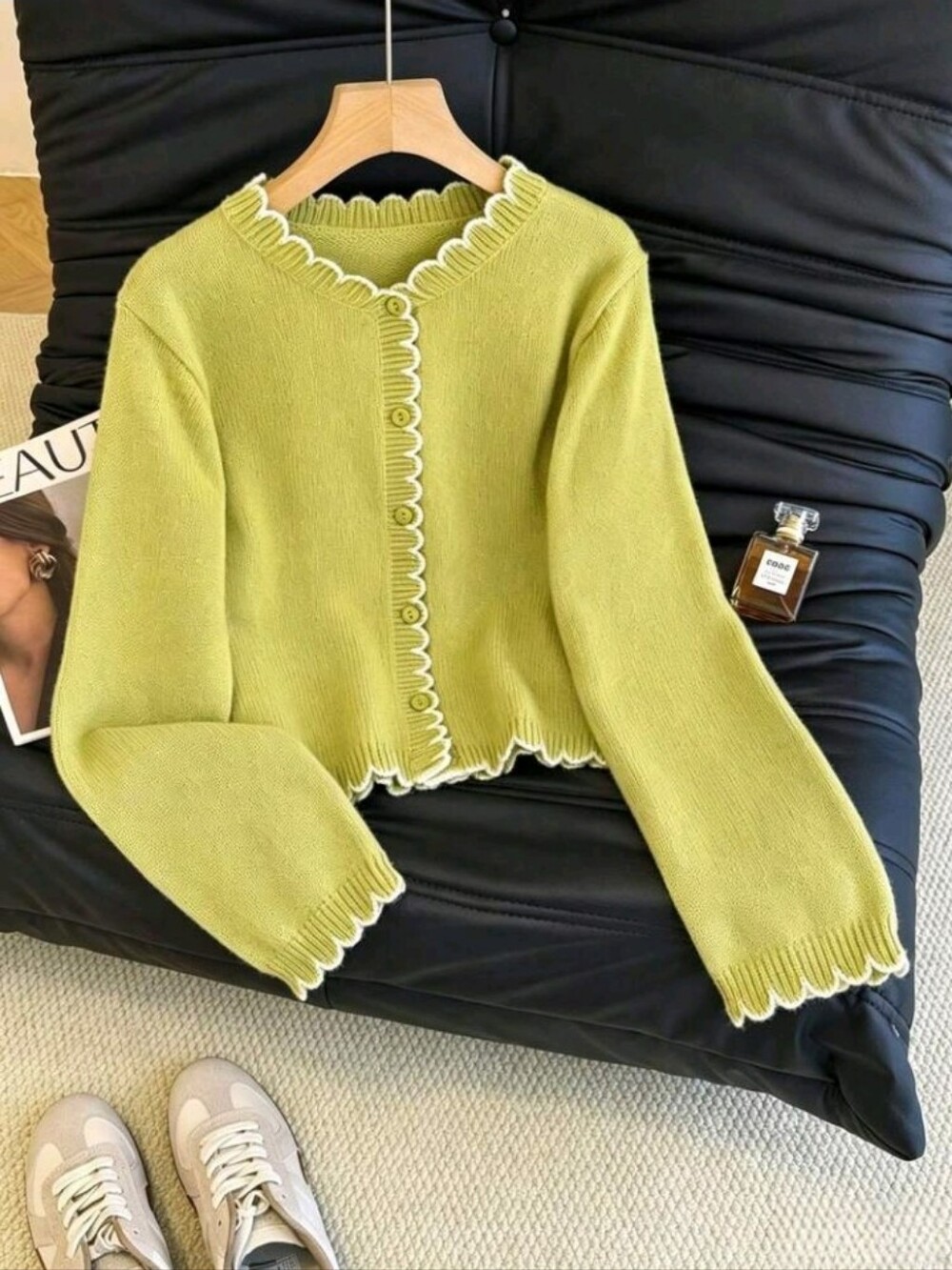 Women's French Romantic Cute Elegant Contrast Color Ruffle Trim Cardigans